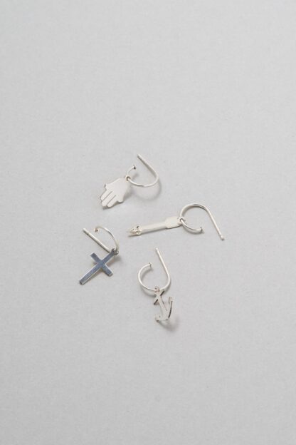 Saskia Diez Cross Earring