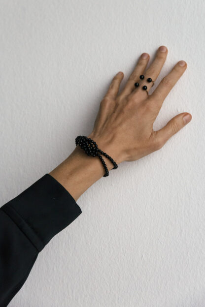 saskia diez dark Season Knot bracelet