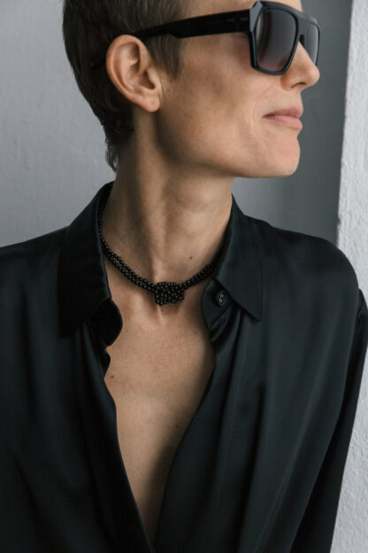 saskia diez dark Season Knot choker