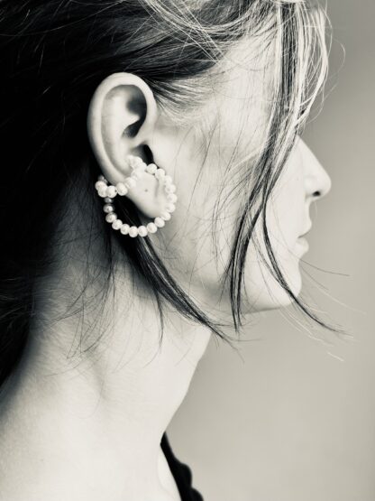 saskia diez Drop Pearl double earcuff