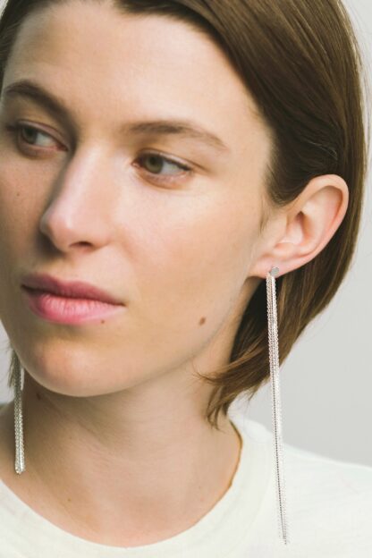 saskia diez FINE LONG EARRINGS