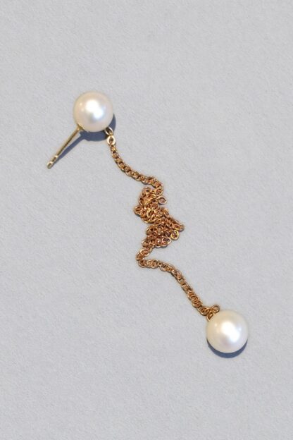 Saskia Diez Long Pearl Barbelle Earring. One Piece