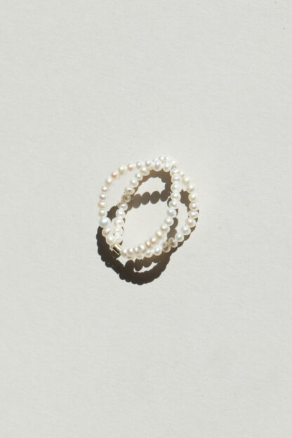 saskia diez Pearl cross ring