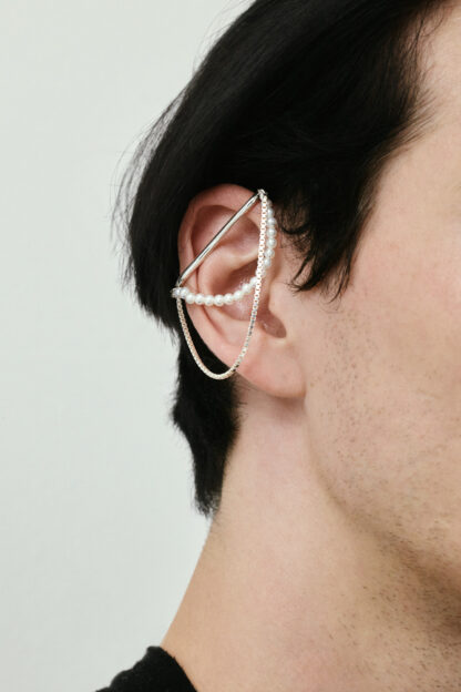 Saskia Diez Rebl/Diez Pearl Chained Earcuff