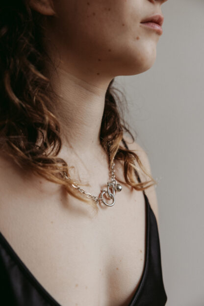 Saskia Diez Safety Chain