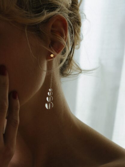 saskia diez Short drop CRYSTAL earrings