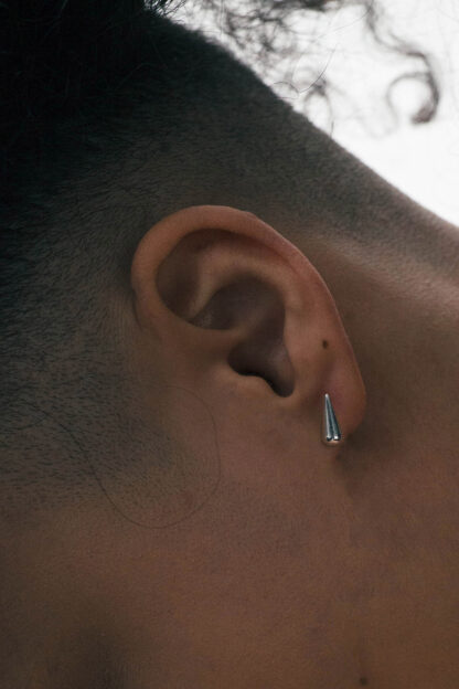 Saskia Diez Teardrop Earstuds