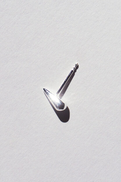 saskia diez Teardrop earstuds