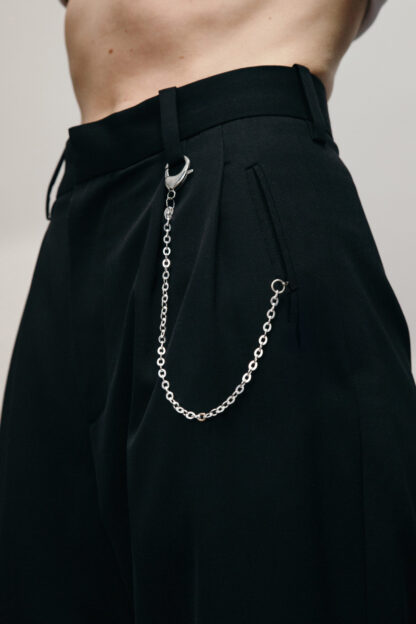 saskia diez Wallet chain