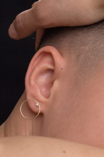 Saskia Diez Wire Solitaire Circle Earstud No2