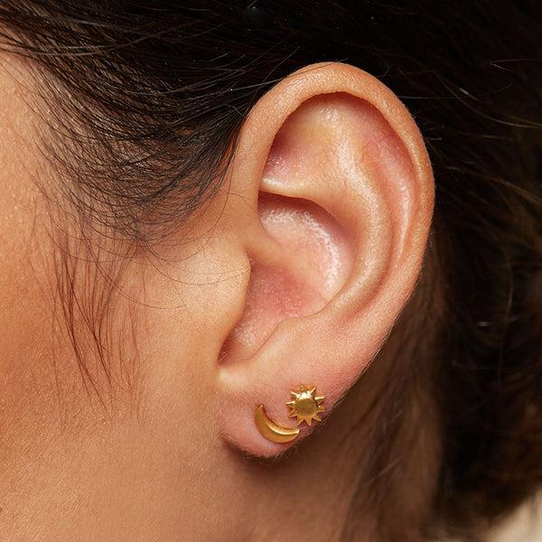 Satya Jewelry Celestial Light Moon And Sun Stud Earrings