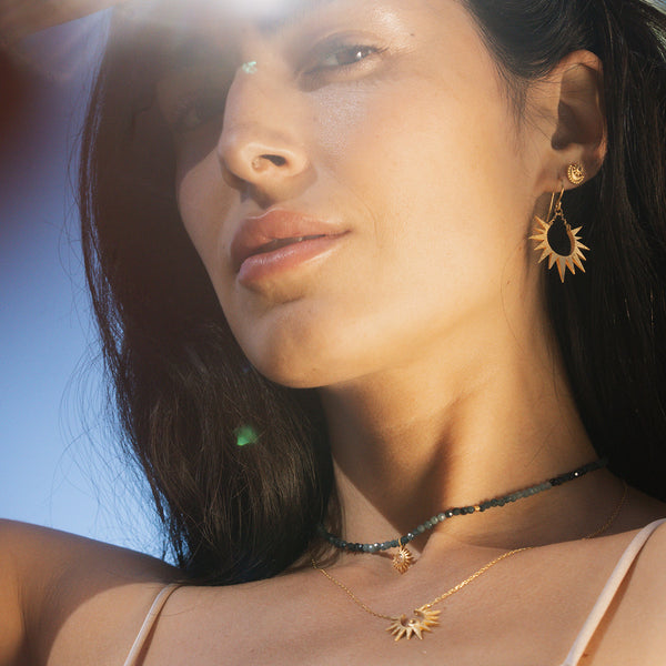 Satya Jewelry Channeling Wisdom Sapphire Starburst Beaded Choker