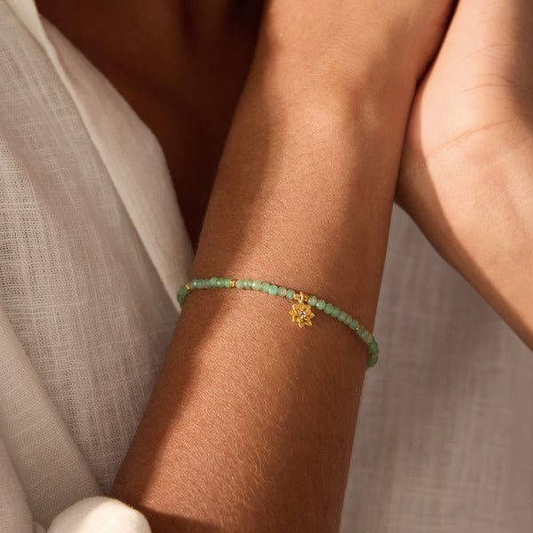 Satya Jewelry Emerald Lotus May Birthstone Bracelet