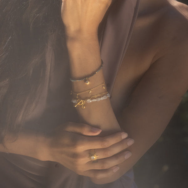 Satya Jewelry Goddess Wisdom Moonstone Beaded And Chain Toggle Bracelet