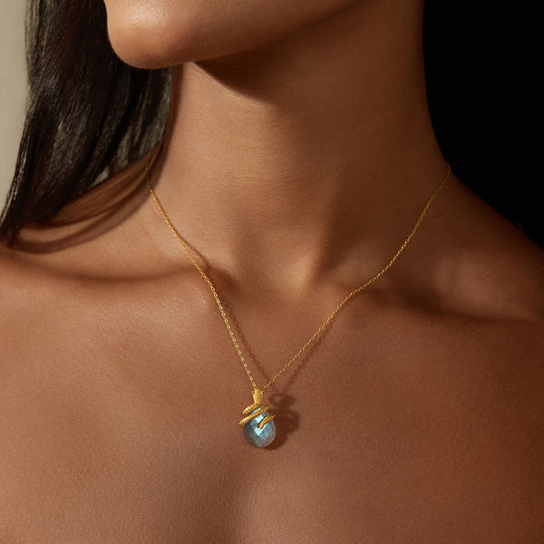 Satya Jewelry Inner Knowing Labradorite Snake Necklace