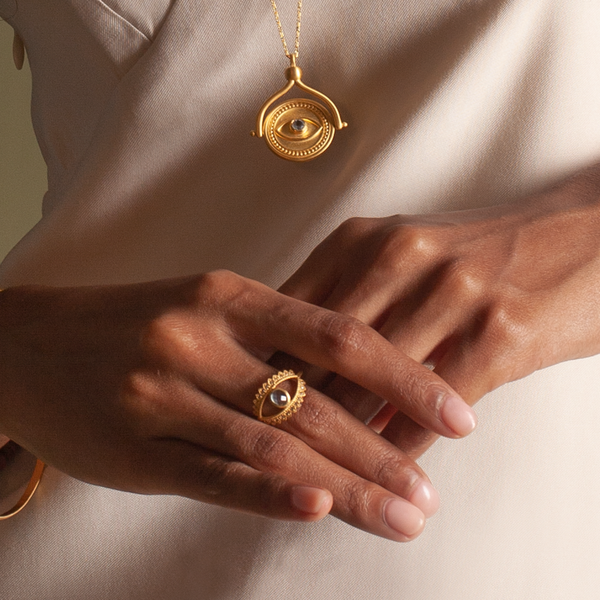 Satya Jewelry Keeper Of Positivity Eye Blue Topaz Ring