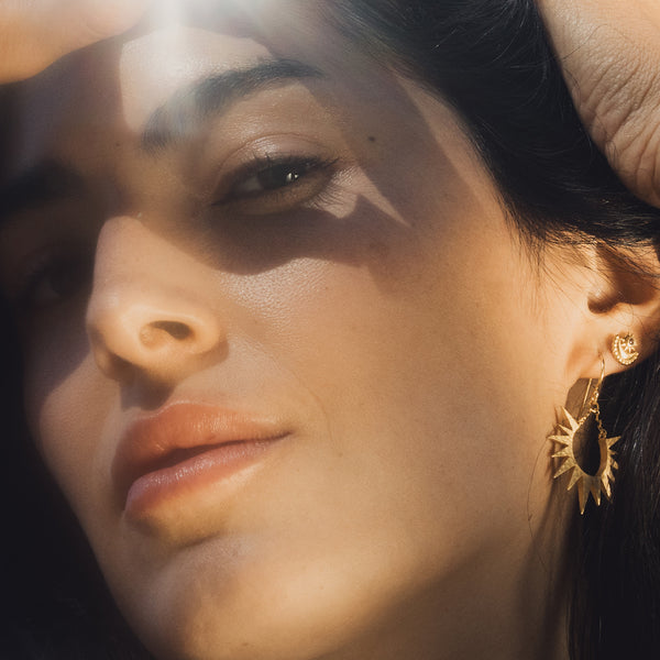 Satya Jewelry Lucent Glow Starburst Linear Drop Earrings