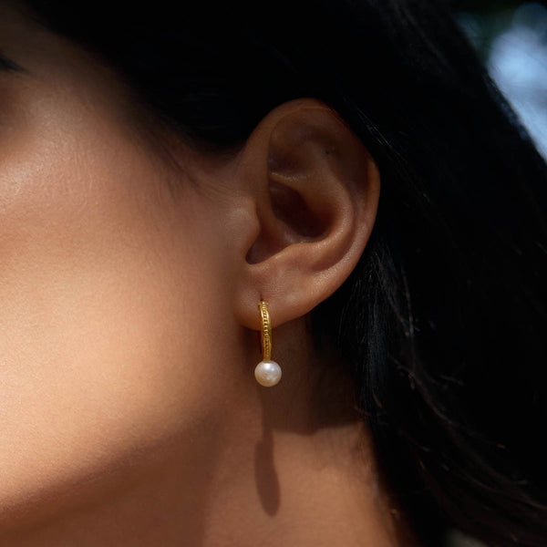 Satya Jewelry Nature's Harmony Pearl Hoop Earrings