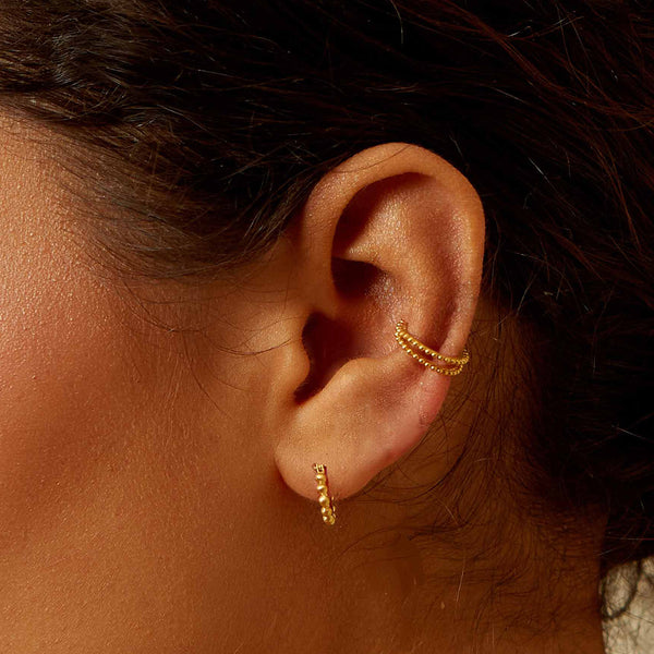 Satya Jewelry Simple Treasure Dot Hoop Gold Earrings