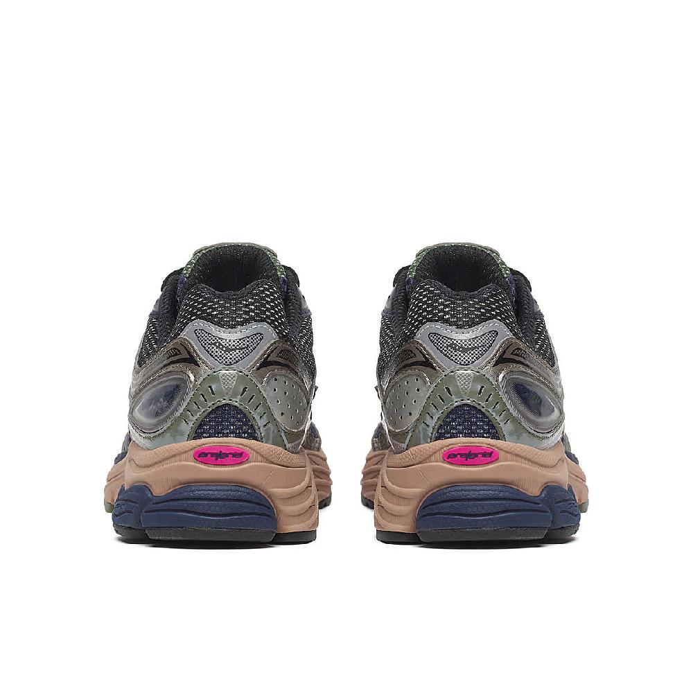 Saucony ProGrid Omni 9 Disrupt