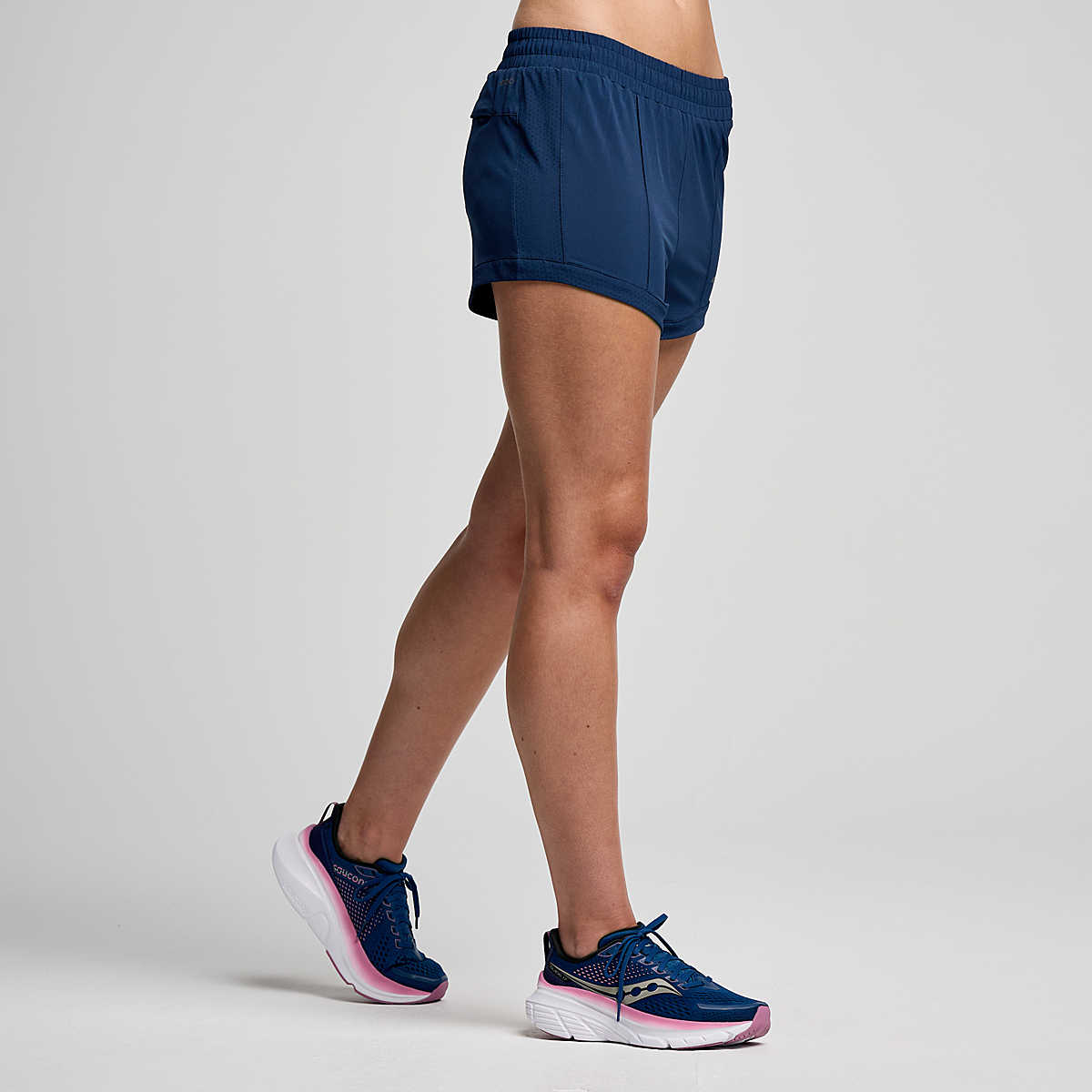 Saucony Women's Outpace 3" Short
