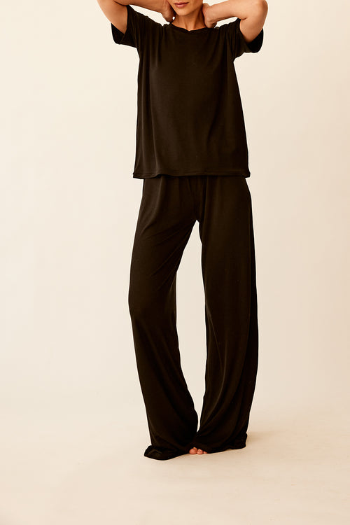 Savannah Morrow EVERYDAY TEE — BLACK