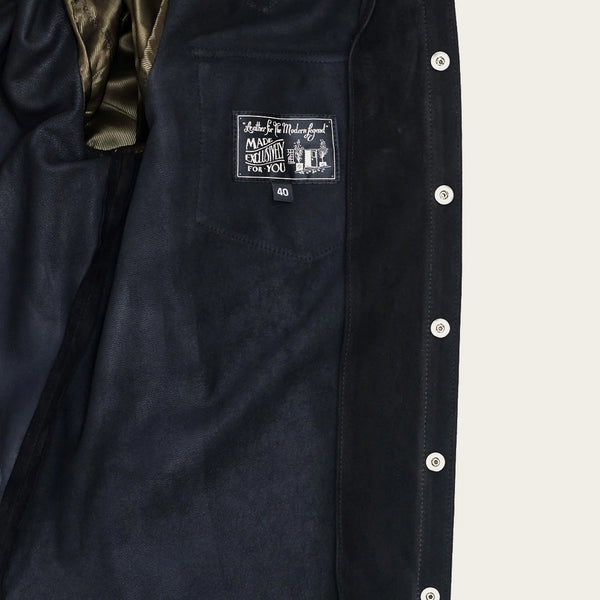 Savas The Lowry Black