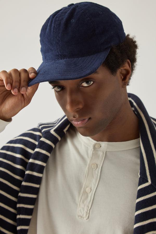 save khaki united Corduroy Baseball Cap Navy