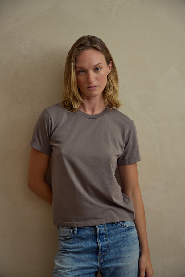 Save Khaki United SS Standard Crew Tee Smoke