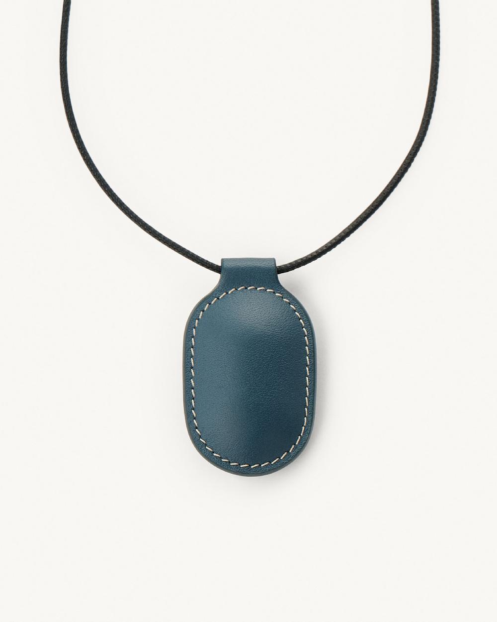 savette Tondo Pendant Necklace