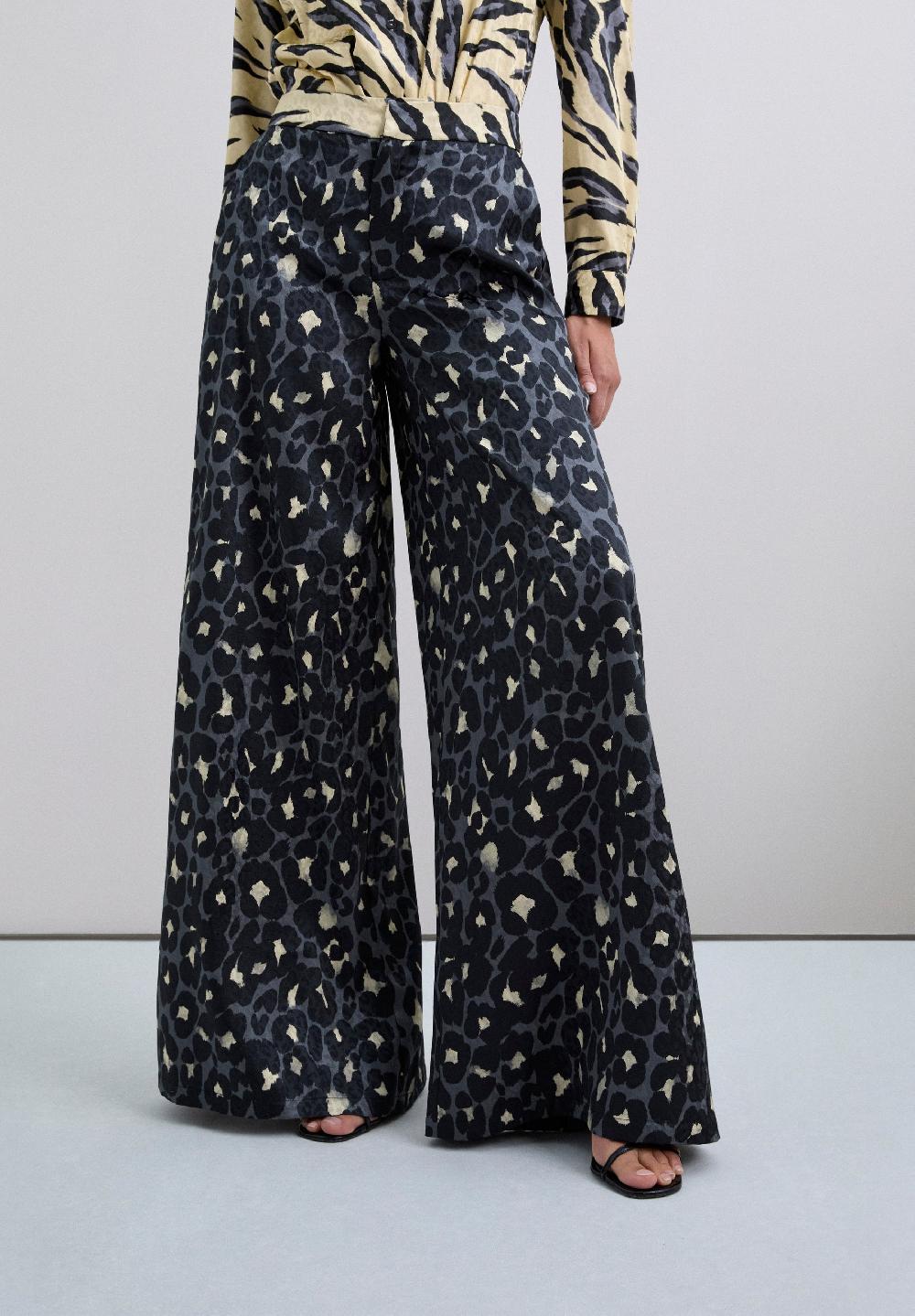 Scalpers FLOWING ANIMAL PRINT TROUSERS ANIMAL PRINT