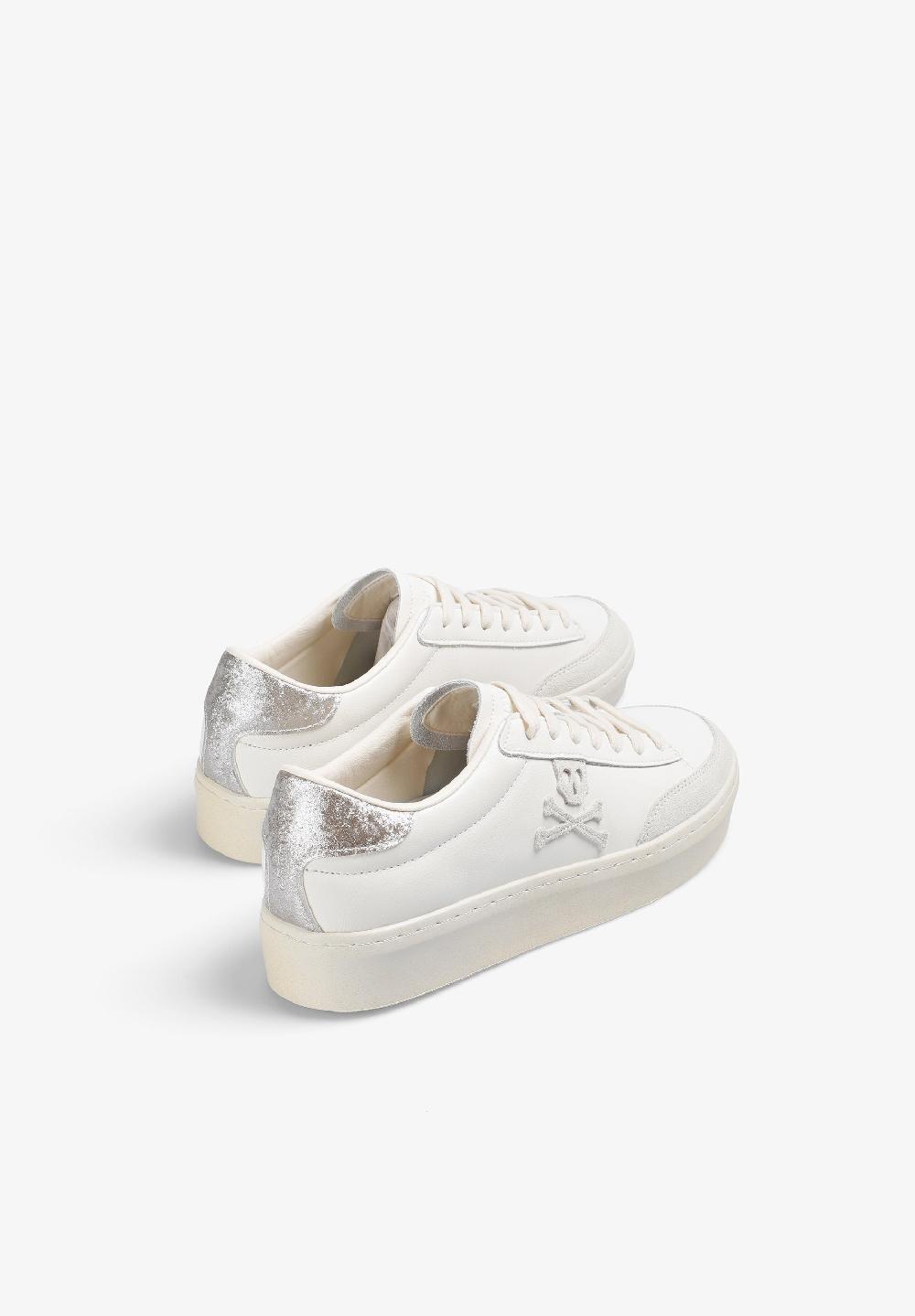 Scalpers LOW TOP SNEAKERS WITH SIDE SKULL OFF WHITE/SILVER