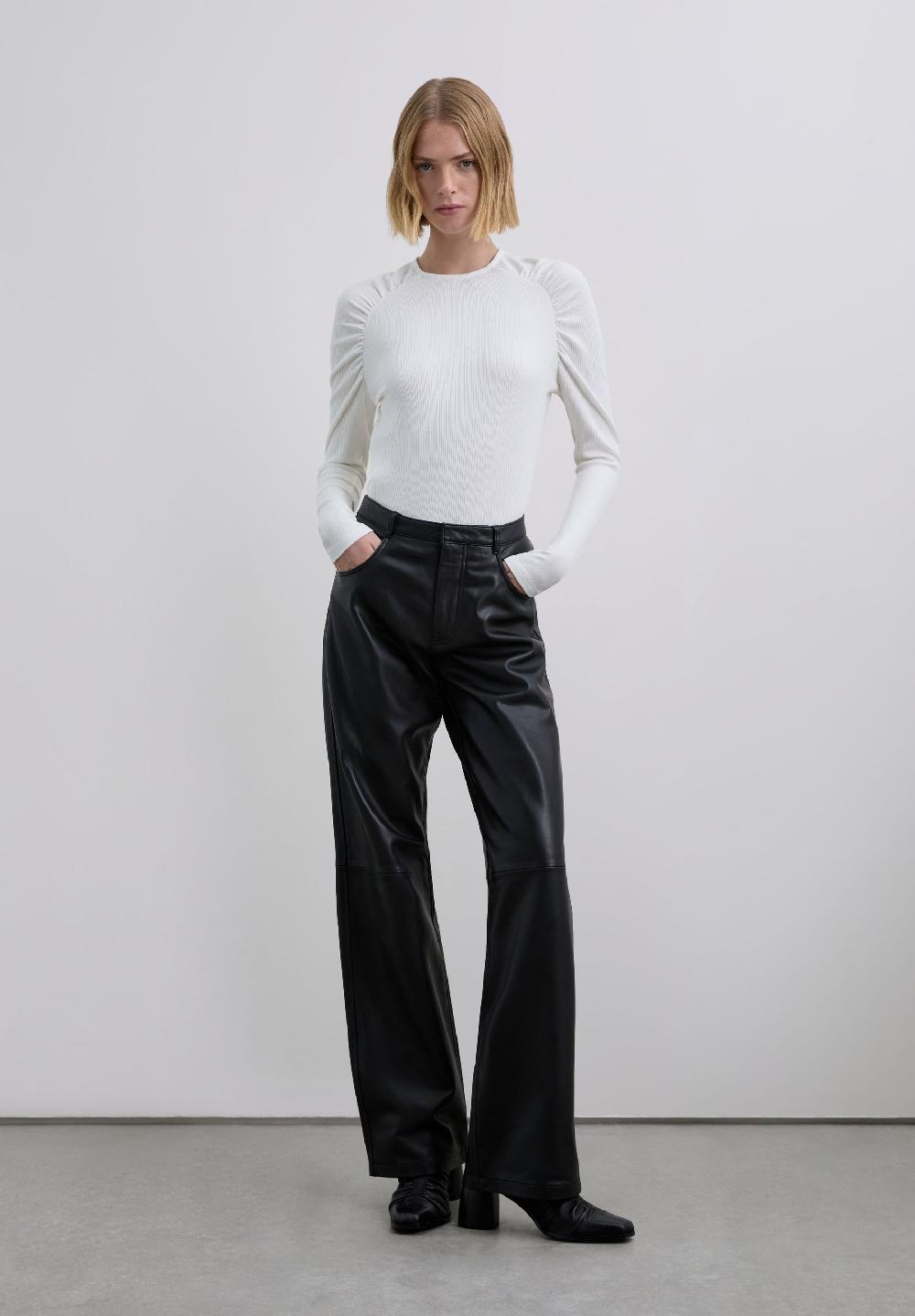 Scalpers RIBBED T-SHIRT WITH GATHERED SHOULDER DETAIL OFF WHITE