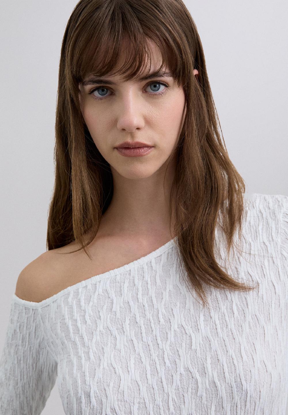 Scalpers ASYMMETRIC OFF-THE-SHOULDER TOP OFF WHITE