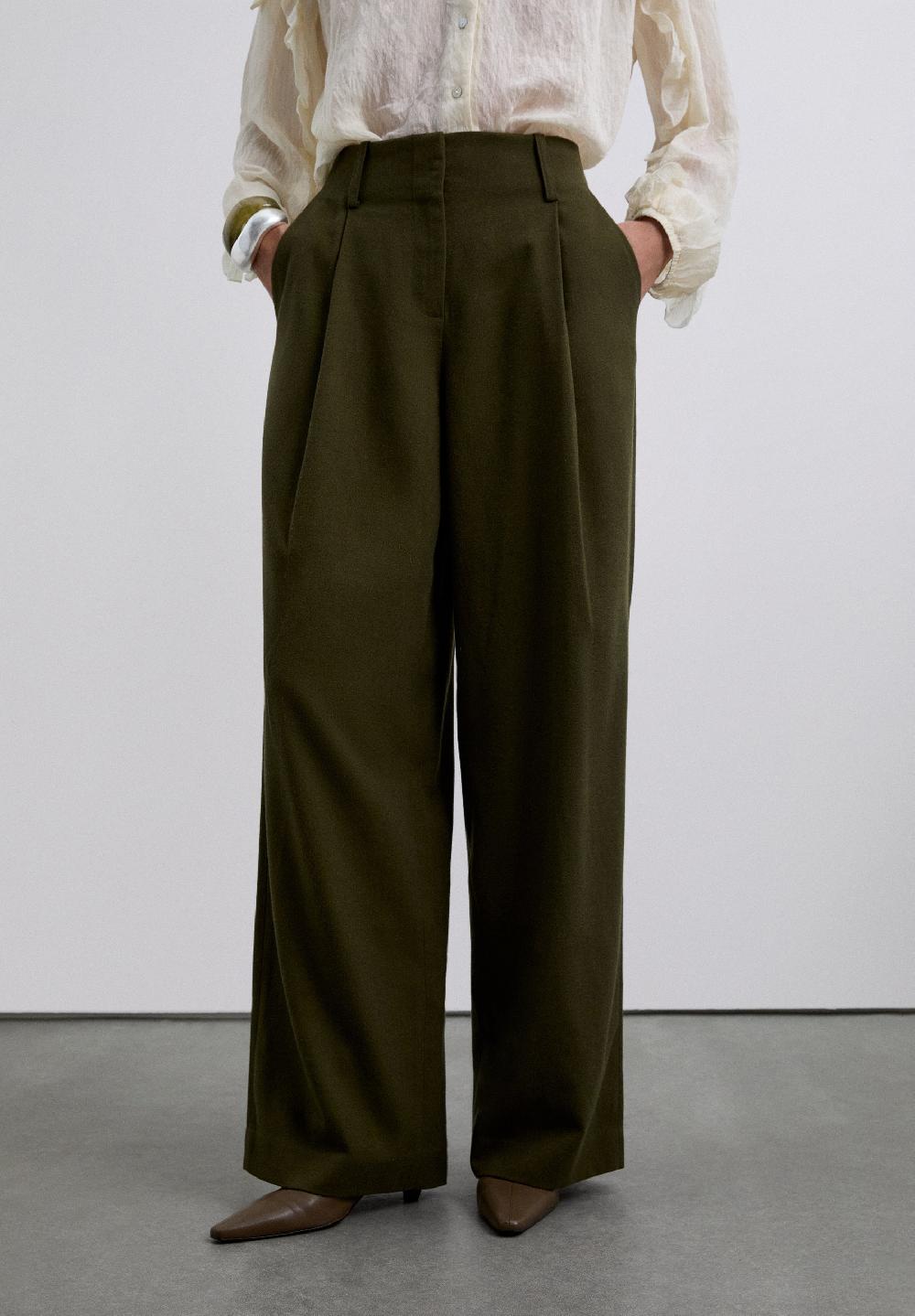 Scalpers DARTED TROUSERS WITH POCKETS OLIVE