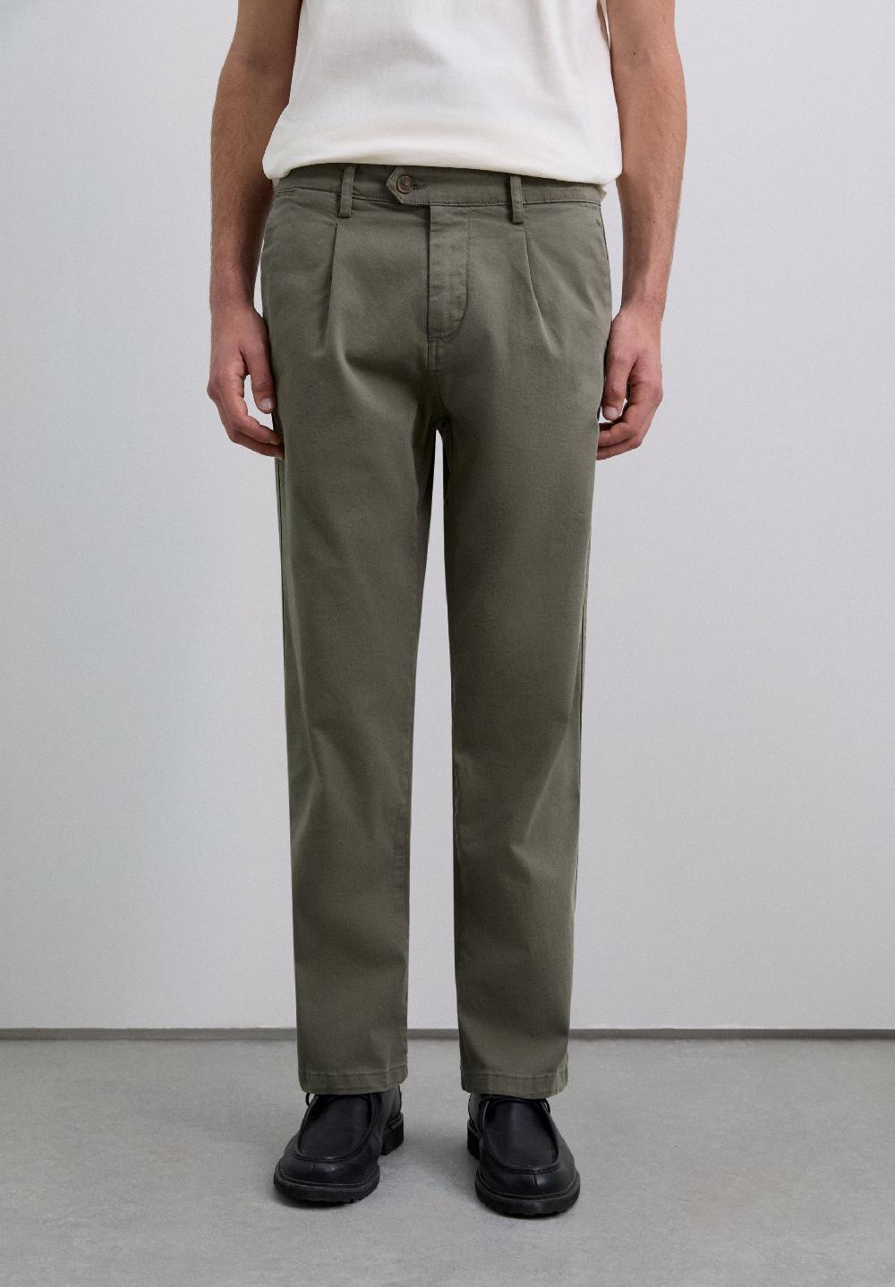 Scalpers LOOSE FIT DARTED TROUSERS KHAKI