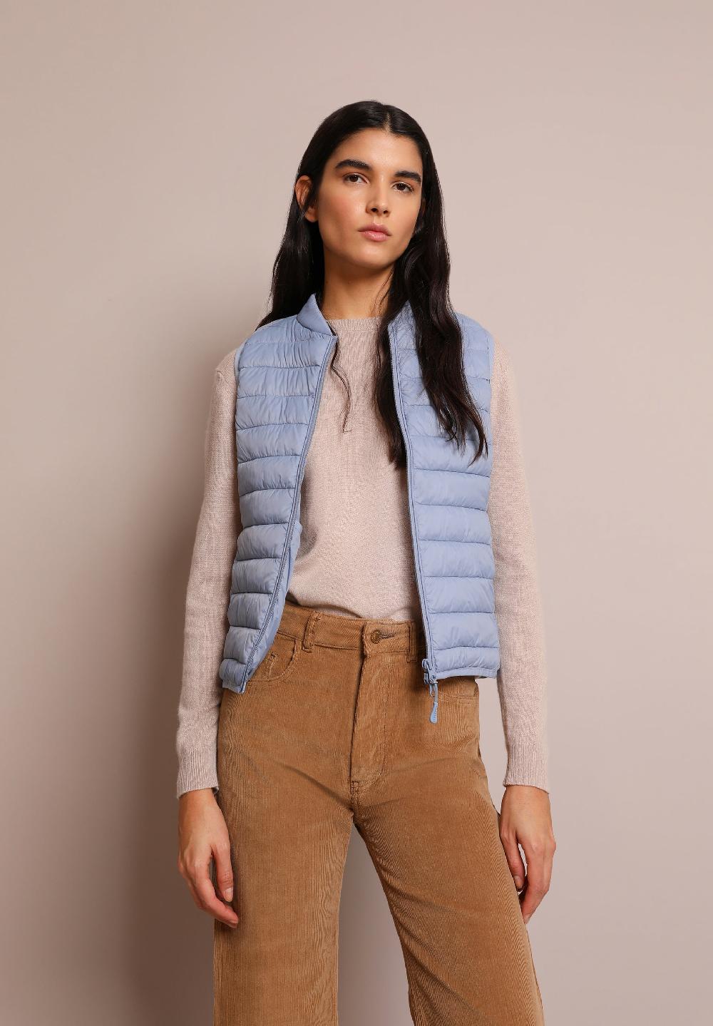 Scalpers QUILTED GILET WITH SKULL DETAIL BLUE