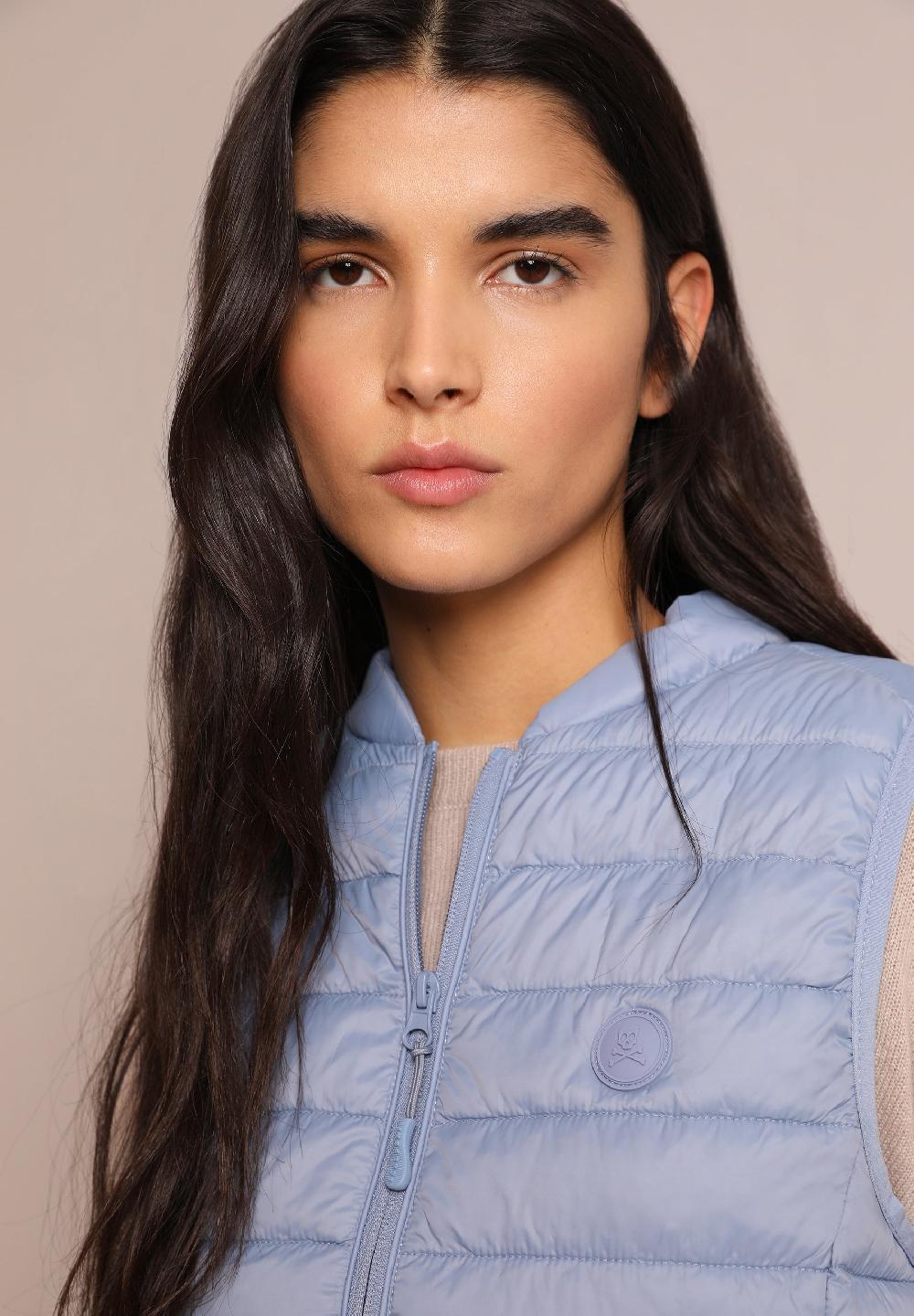 Scalpers QUILTED GILET WITH SKULL DETAIL BLUE