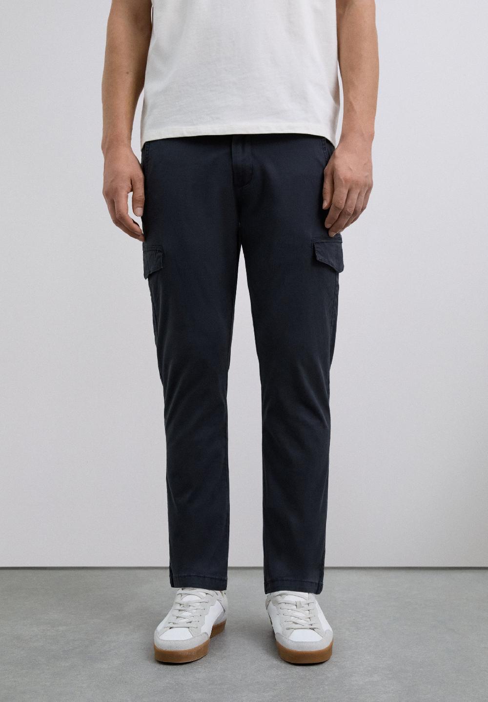 Scalpers SLIM FIT CARGO TROUSERS NAVY