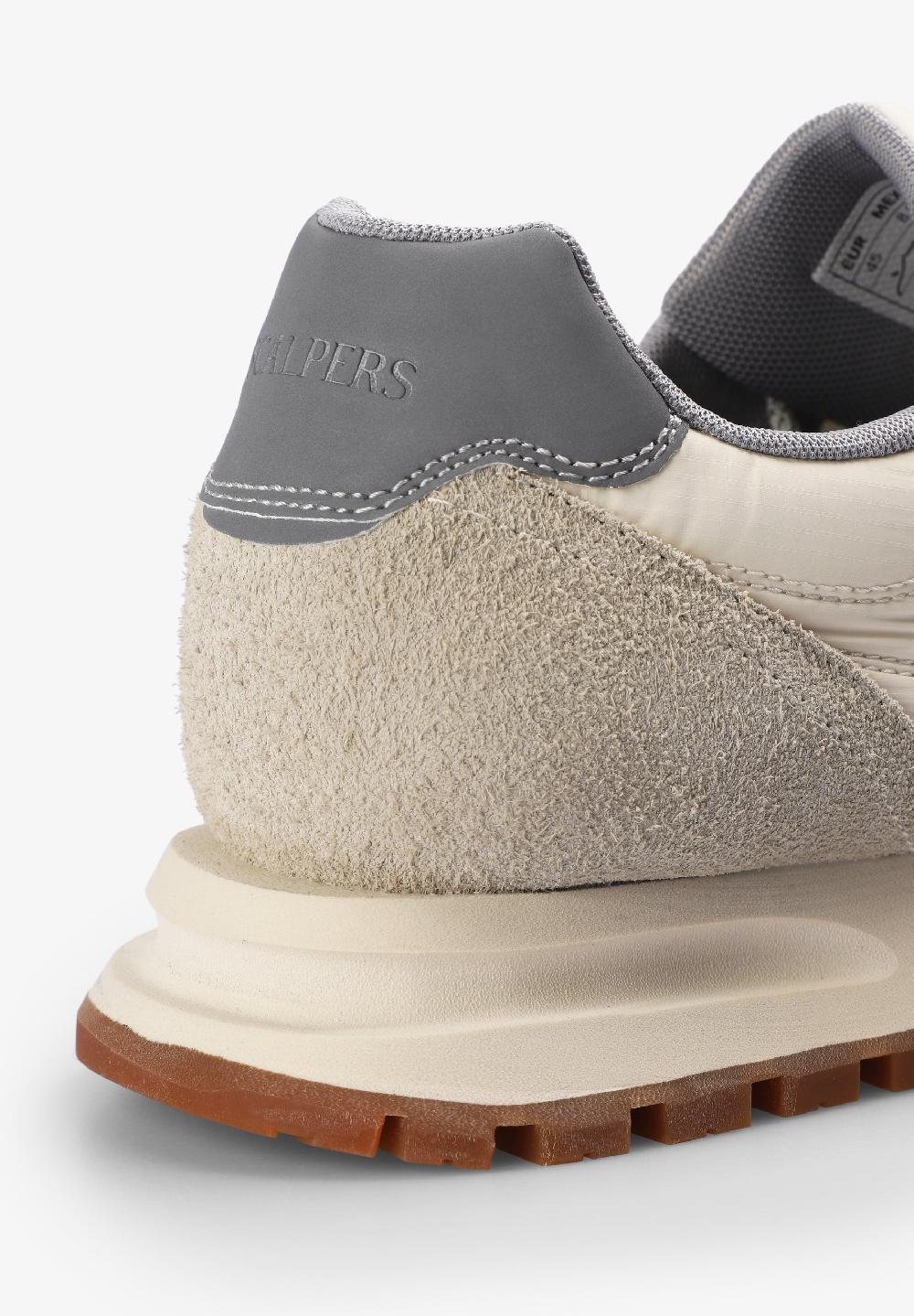 Scalpers SNEAKERS WITH SIDE SKULL CREAM