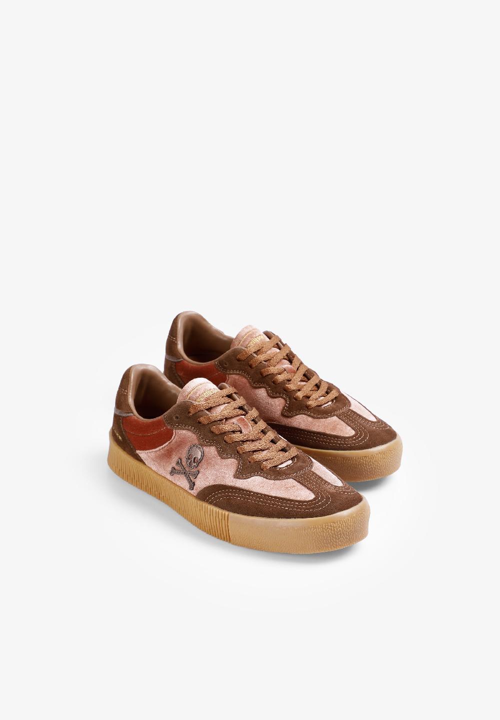 Scalpers SUEDE SNEAKERS WITH SKULL CARAMEL