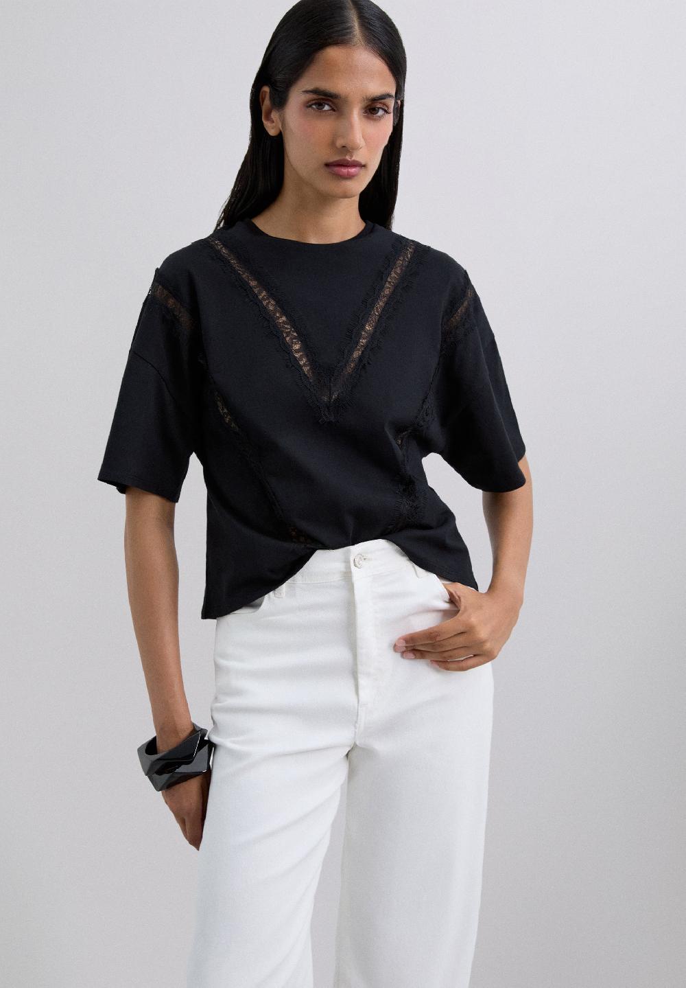 Scalpers T-SHIRT WITH LACE DETAIL BLACK