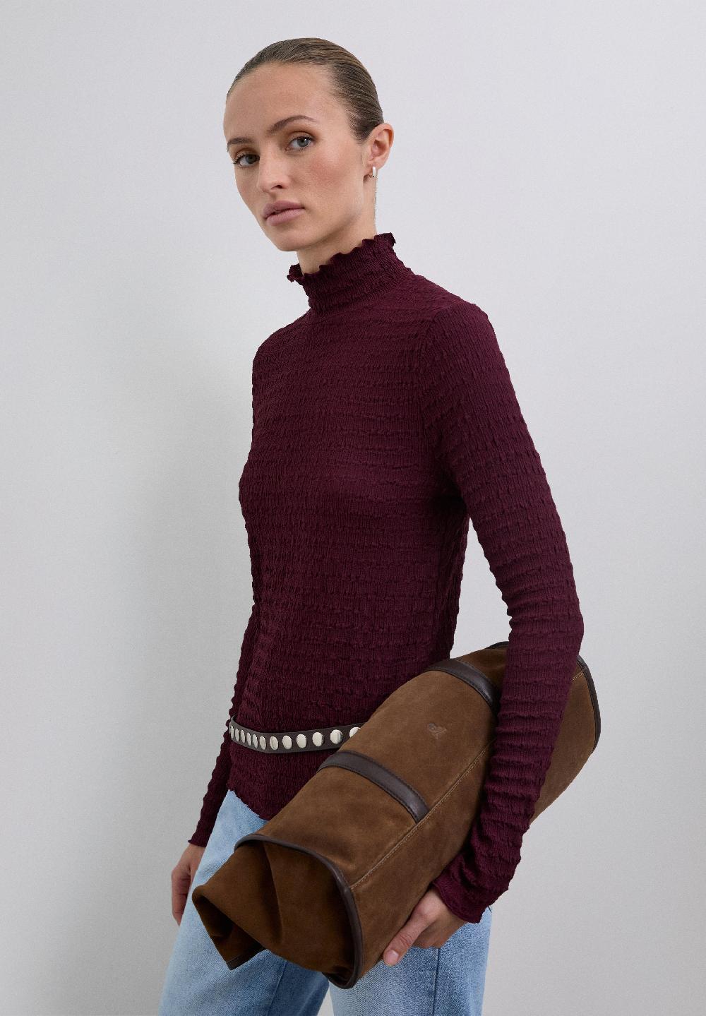 Scalpers TEXTURED HIGH NECK TOP BURGUNDY