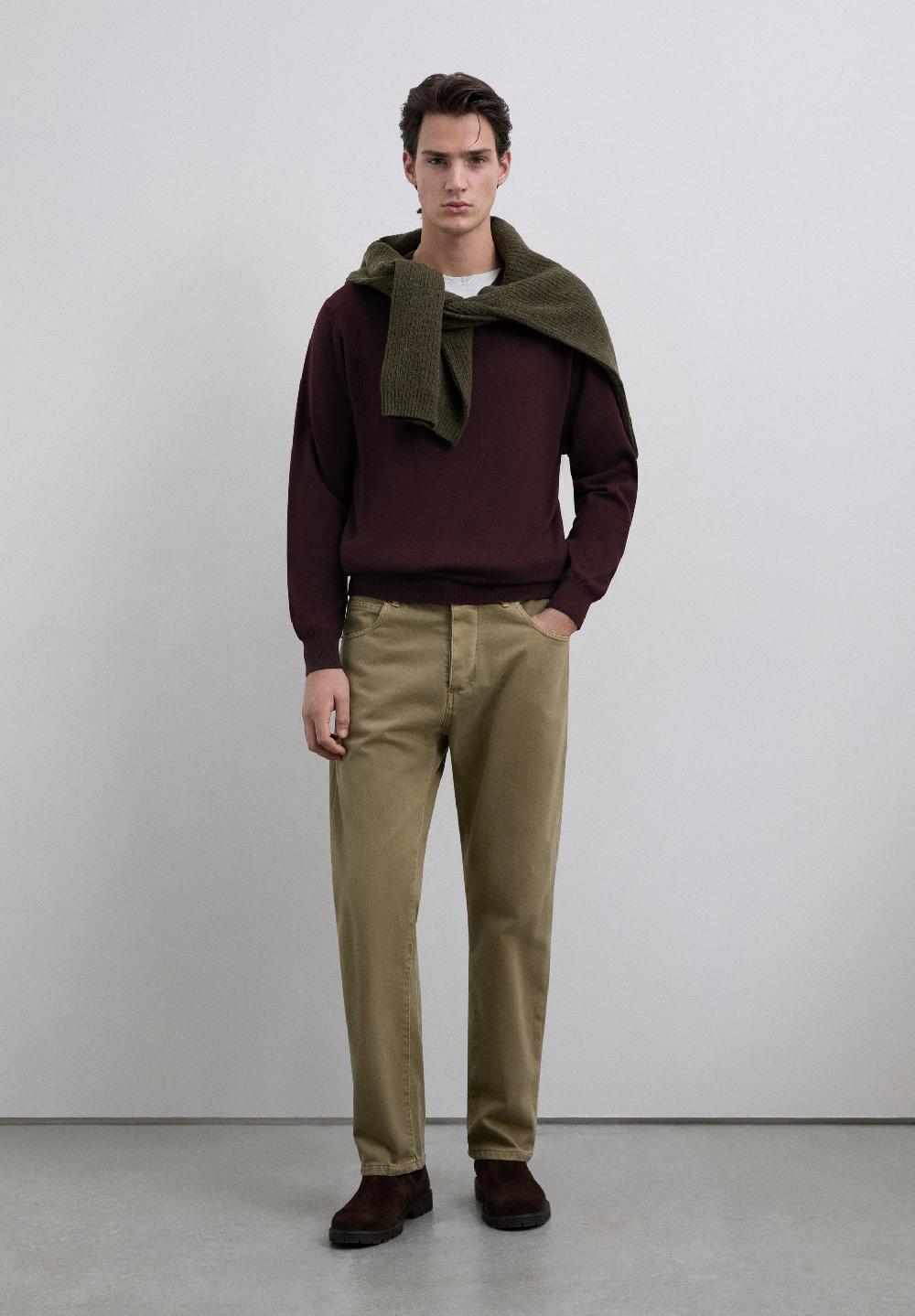 Scalpers V-NECK SKULL SWEATER BURGUNDY