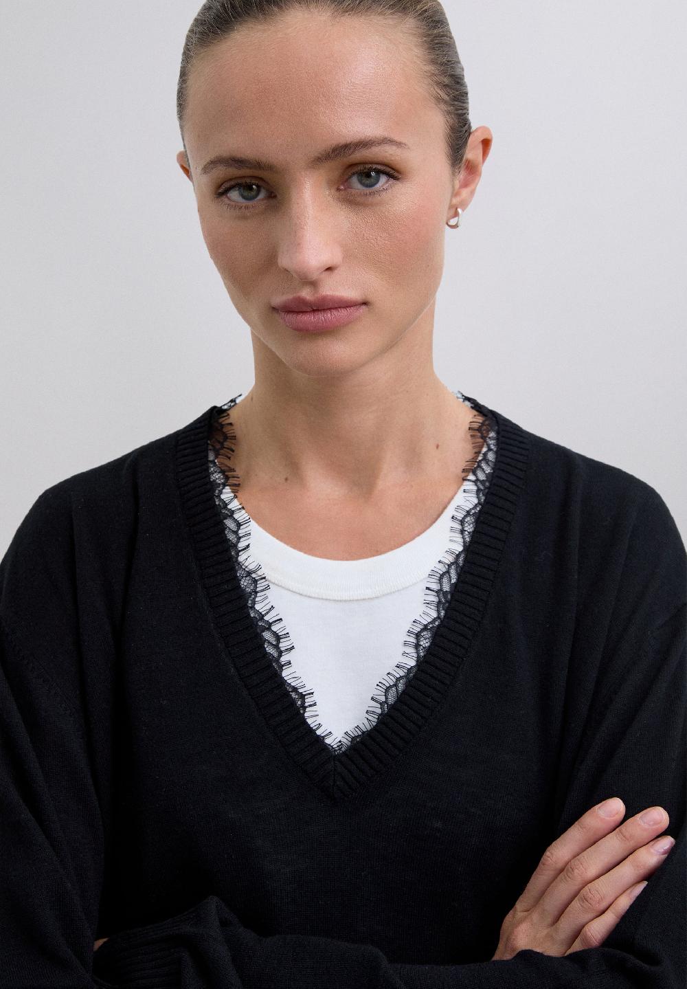 Scalpers V-NECK SWEATER WITH LACE BLACK