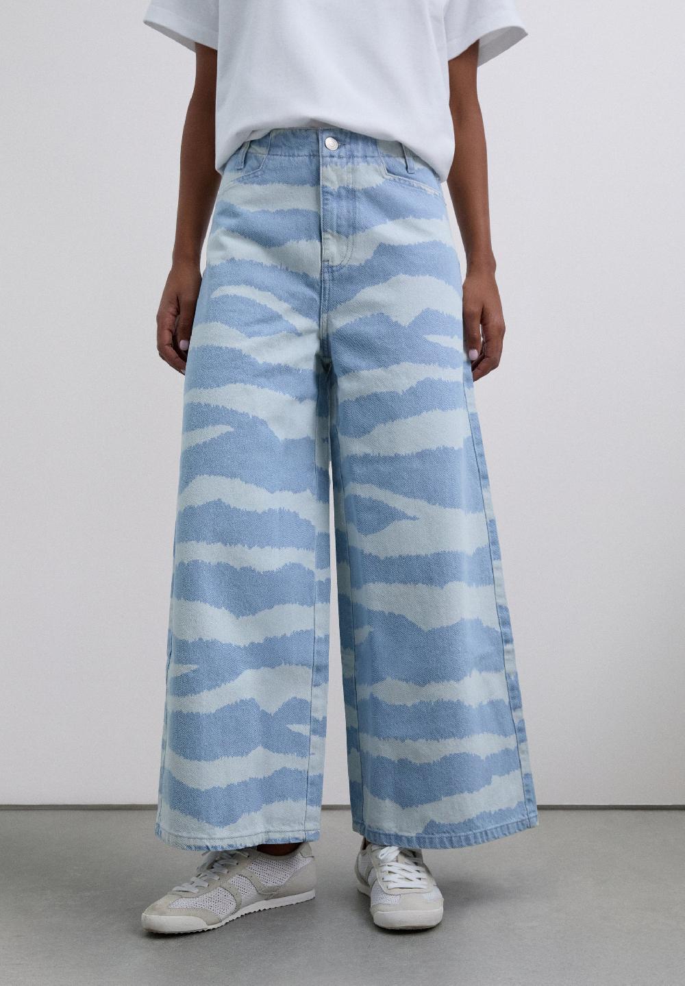 Scalpers ZEBRA PRINT DENIM TROUSERS LIGHT BLUE