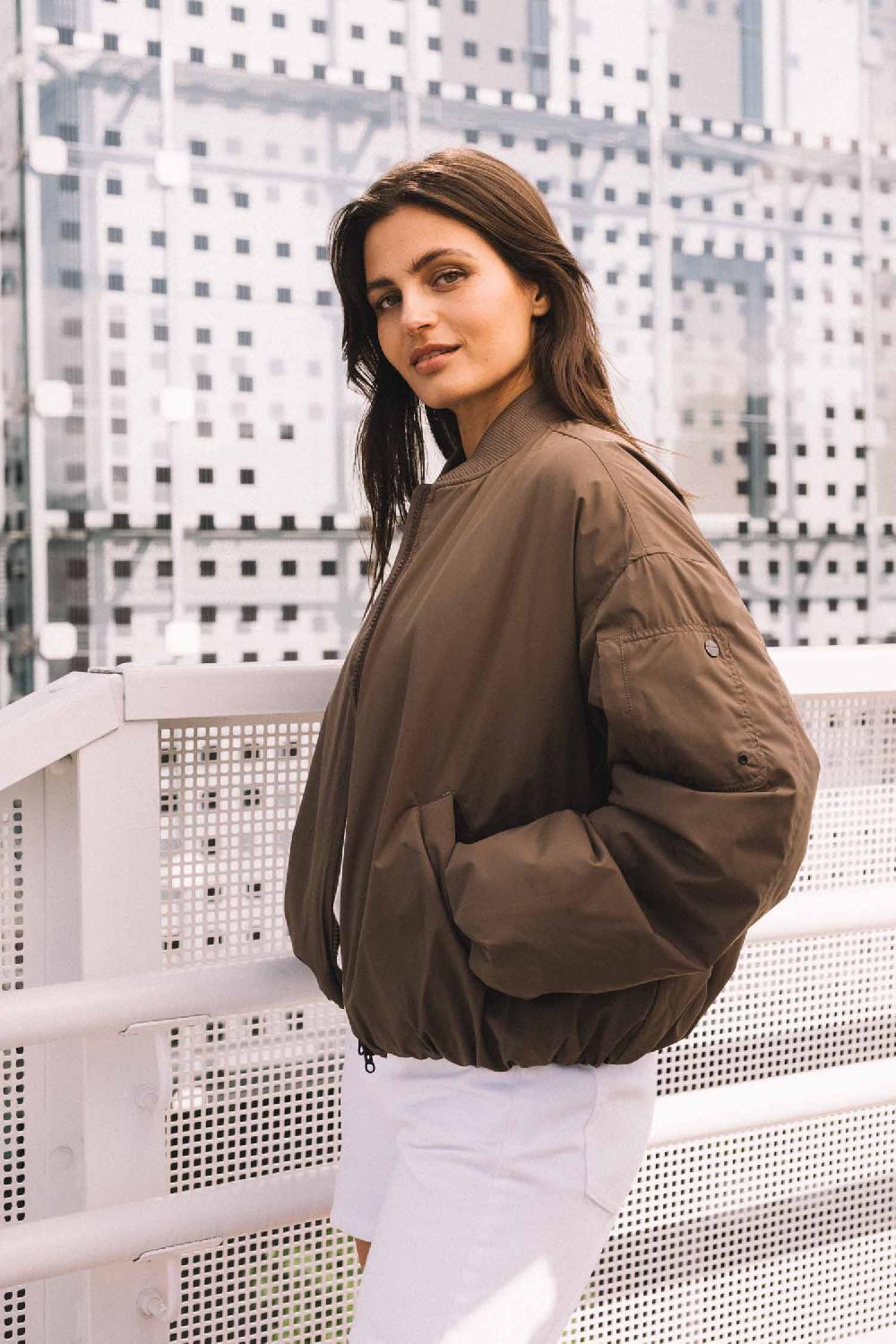 Scandinavian Edition Air — Major Brown