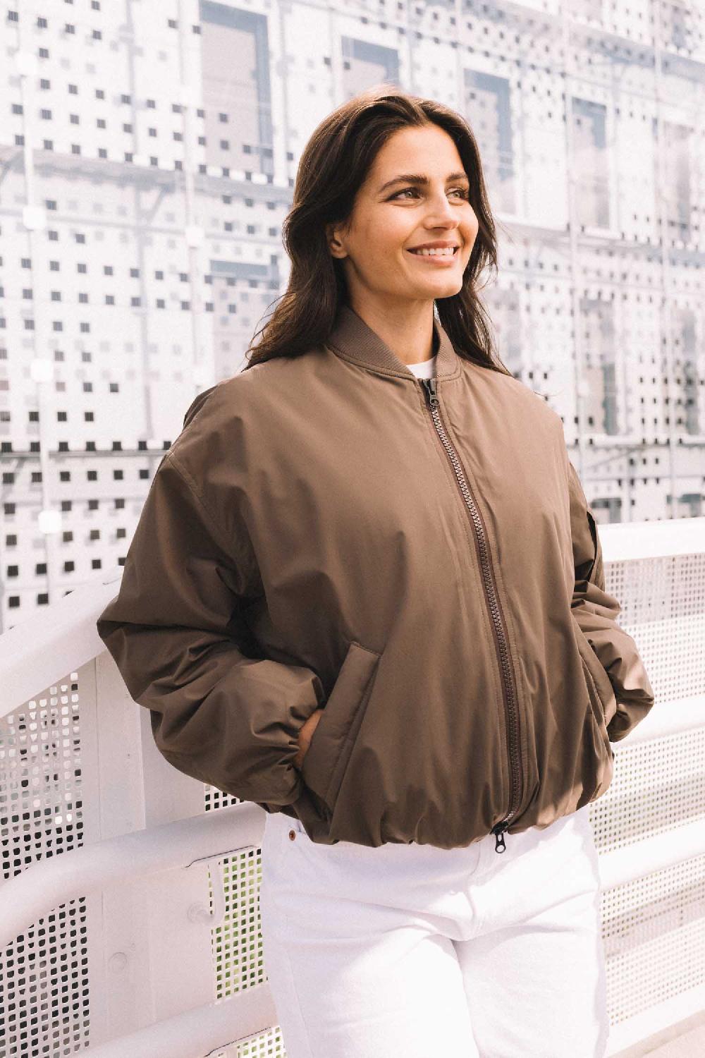 Scandinavian Edition Air — Major Brown