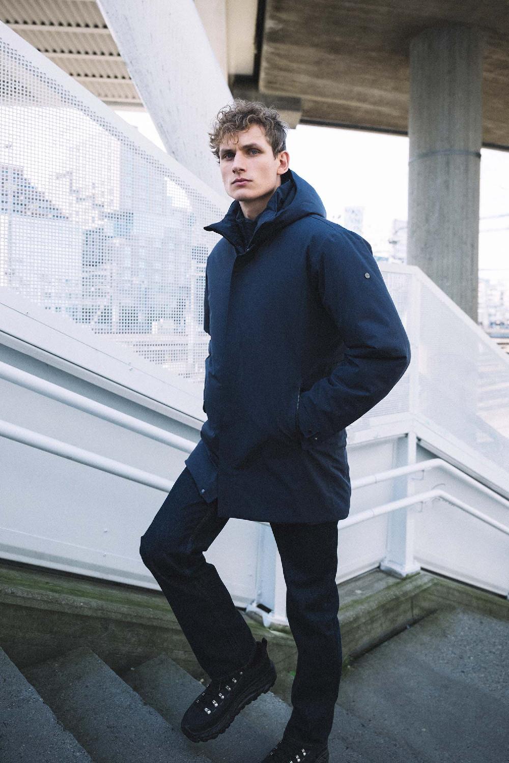 Scandinavian Edition Ambit II — Midnight Blue