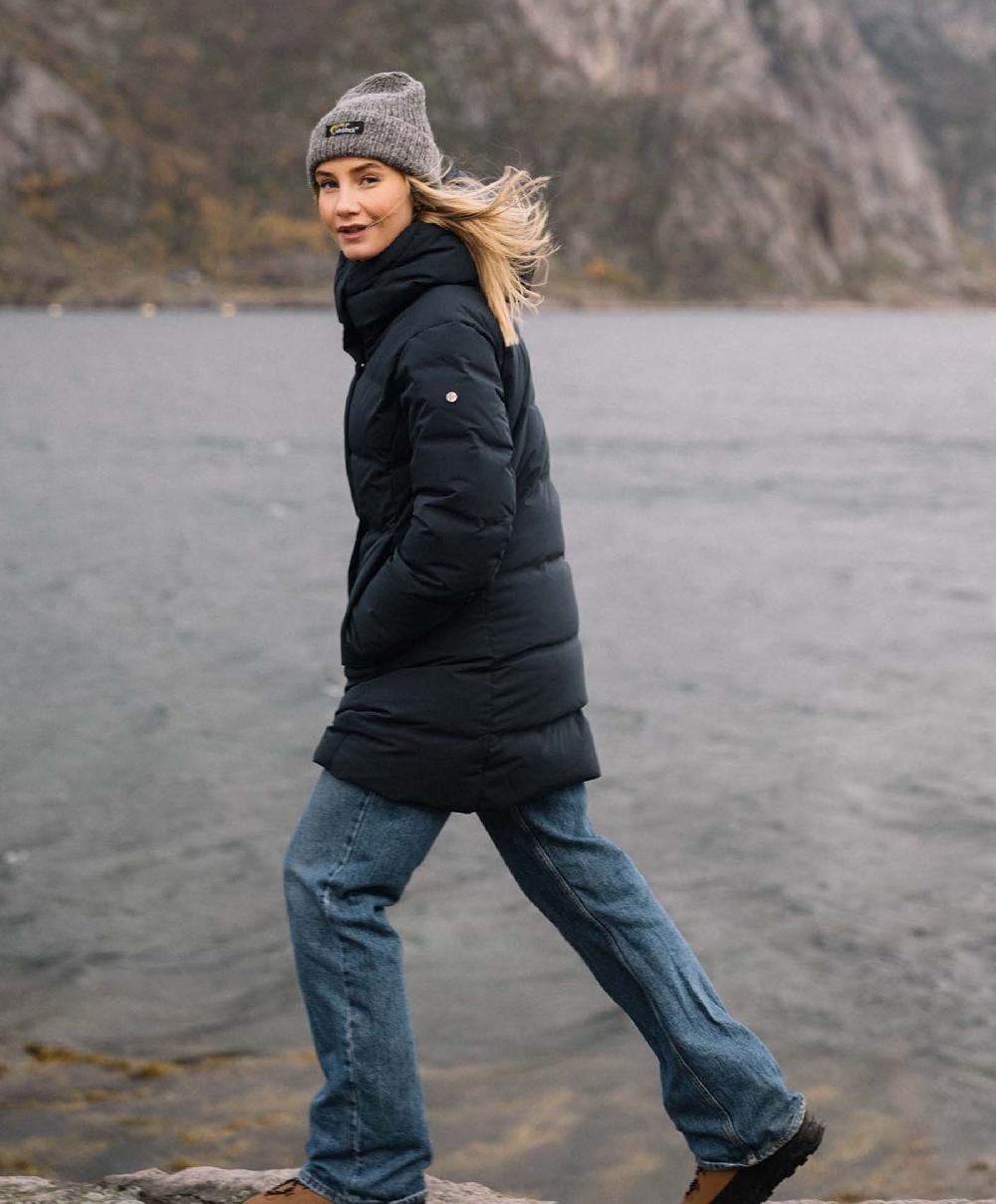 Scandinavian Edition Noon II — Midnight Blue